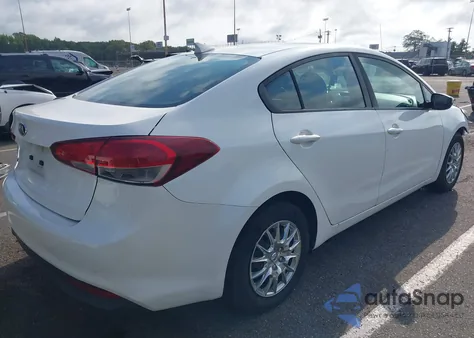 2018 Kia Forte Lx из США, поврежденный, VIN 3KPFL4A76JE231031